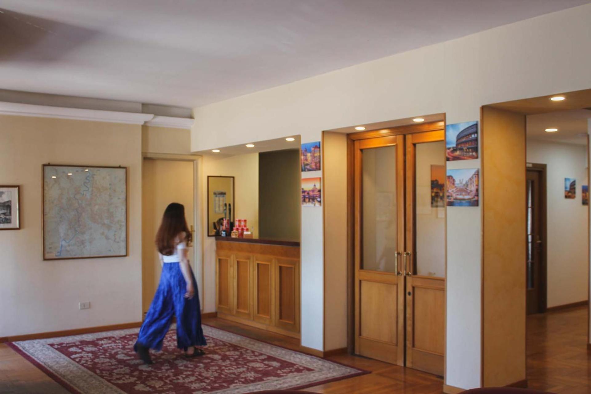Hotel Oasi Santa Rosa à Rome Extérieur photo